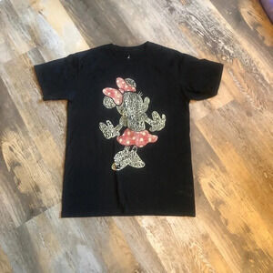 Disneyland Resort Minnie Mouse It's All about the Bow! T Shirt Small